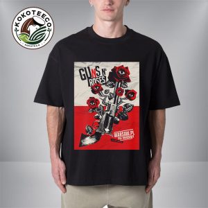 Guns N Roses Warsaw Poster At PGE Narodowy On July 12 2025 In Warsaw PL Unisex T-Shirt